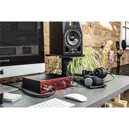 26-focusrite-clarett-4pre-gfo02001224_2 (miniatura)