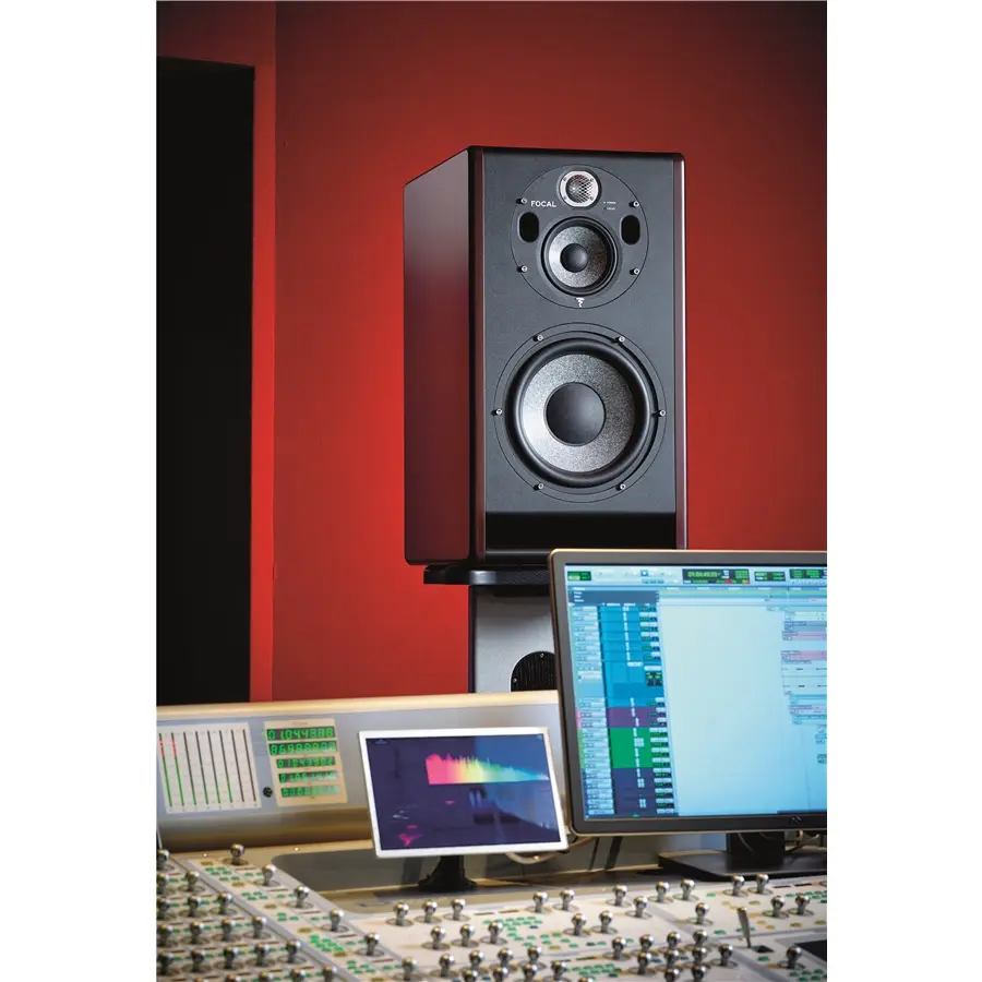 25-focal-trio11-be-11000059_15